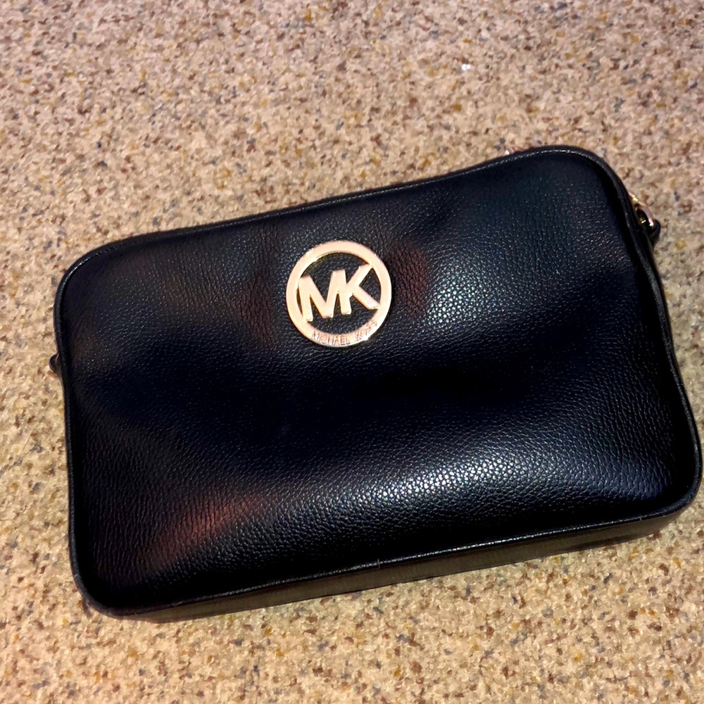 MK cross over bag (black)